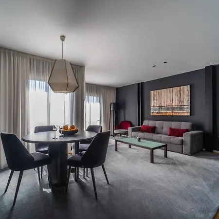 Lux Housing Seculo Xxi Braga