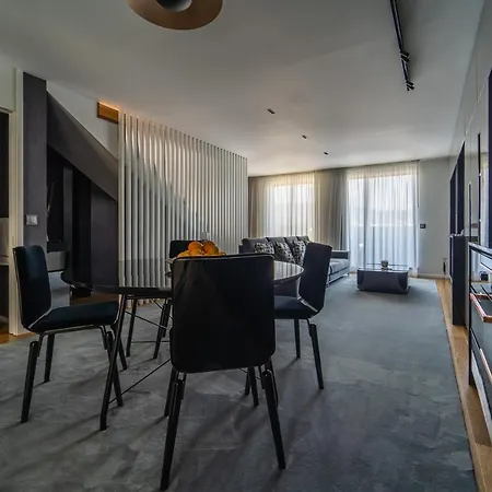Lux Housing Seculo Xxi Homestay