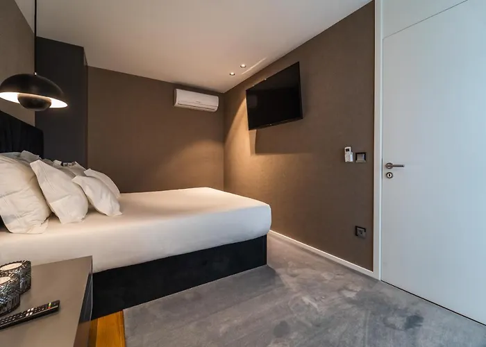 Lux Housing Seculo Xxi Braga