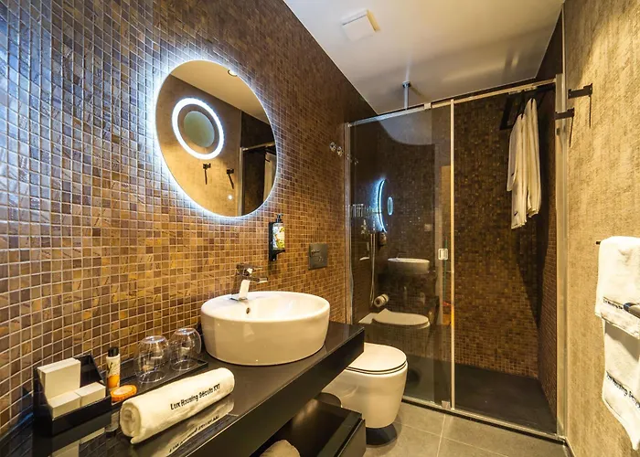 Lux Housing Seculo Xxi 布拉加